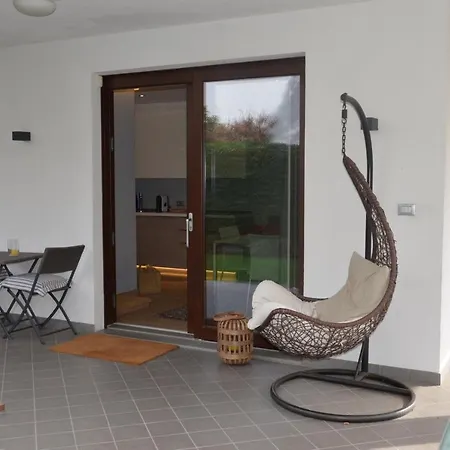 Con Giardino. Casa Di Bri Διαμέρισμα Κούνεο